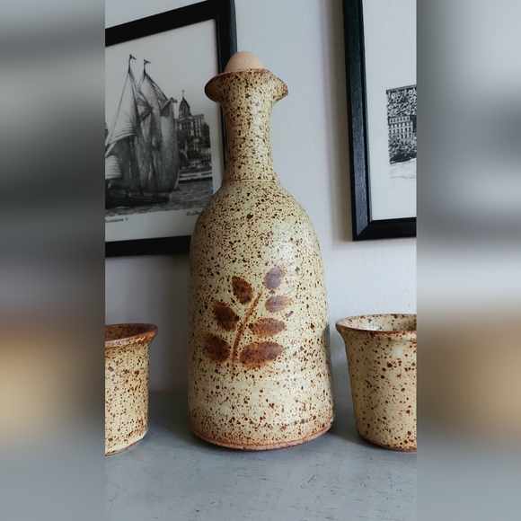 Carafe and tumbler set in sandstone and signed Guy De Pelteau - Picture 6 of 10
